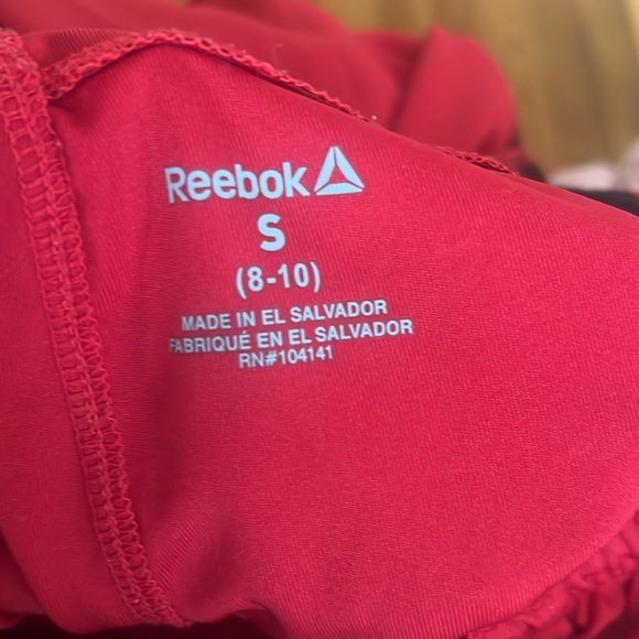 Reebok boys red shorts - Picture 3 of 3